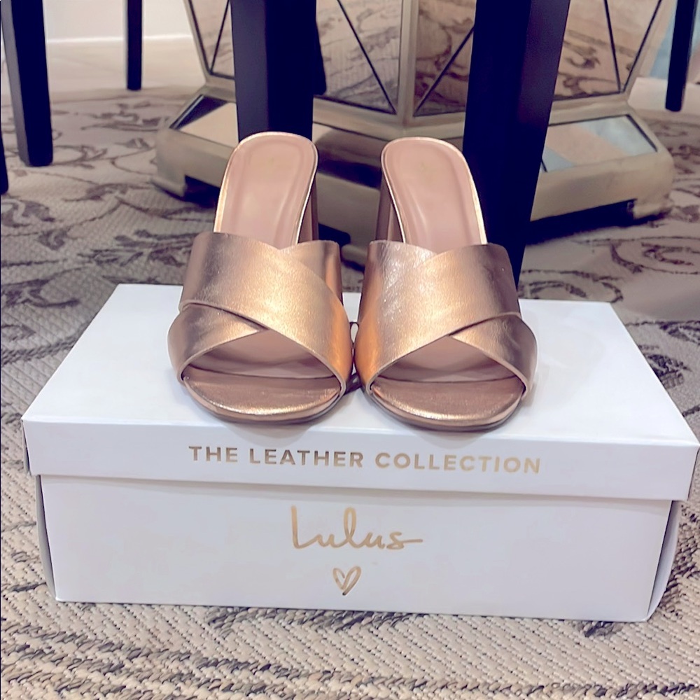 New Lulus Top Grain Leather Women's Dressy Heels
Size 9